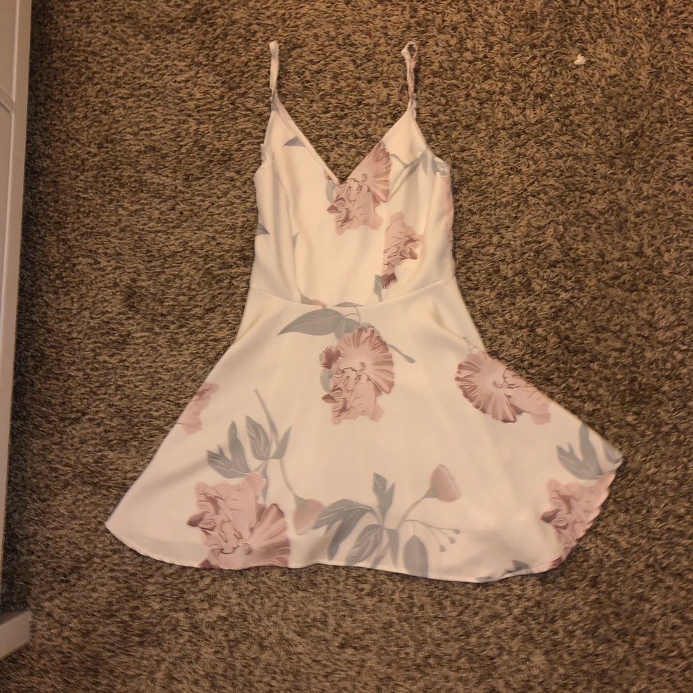 White mini dress size S